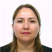 Profesora titulada de Ciencias Naturales y Química con más de 10 años de experiencia y estudios superiores (master y diplomado)